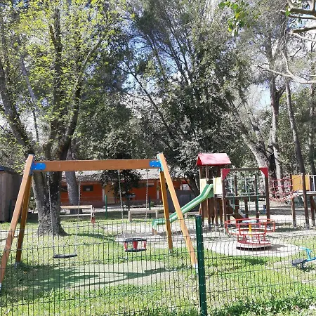 De La Chapelette Kamp alanı 3*